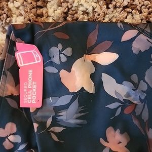 Marika Capri pocket leggings super soft stretchy 2x teal NWT